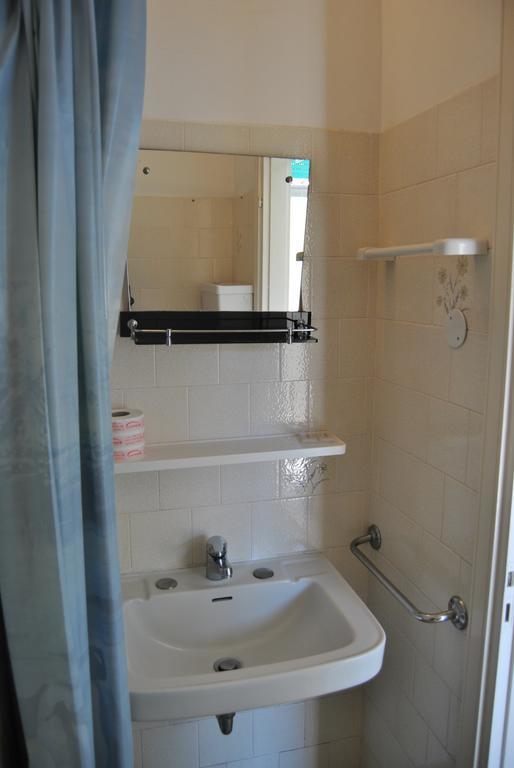 Le Aromatiche B&B Viserbella di Rimini Luaran gambar